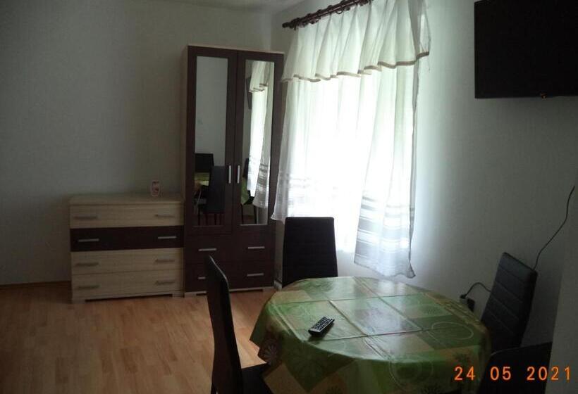 펜션 Jázmin Vendégház Bogács