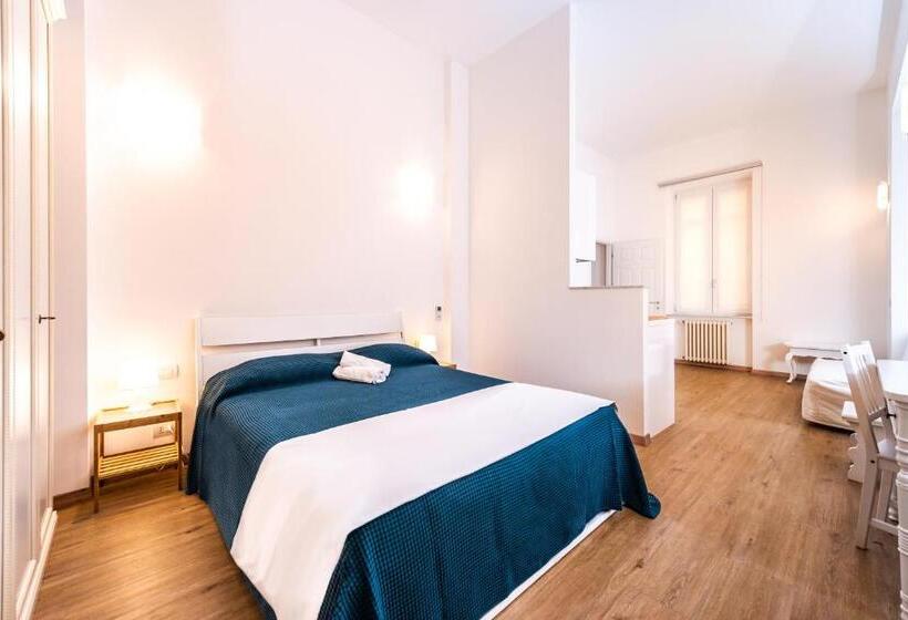 膳宿费 La Corallina