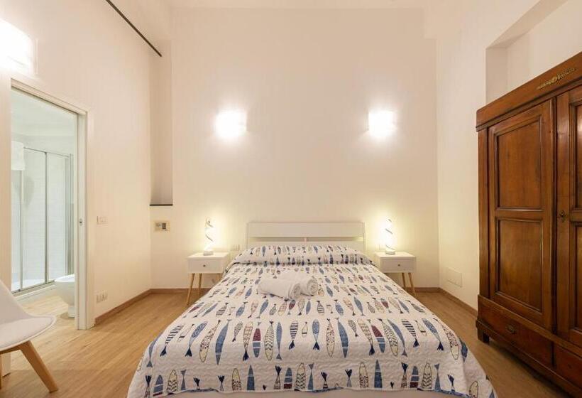 膳宿费 La Corallina