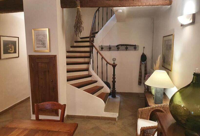 Пансион La Maison Provençale