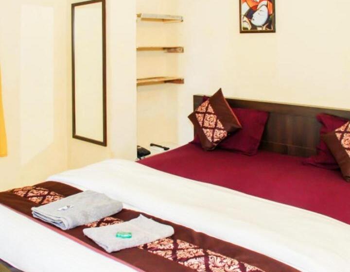 פנסיון Little Nest