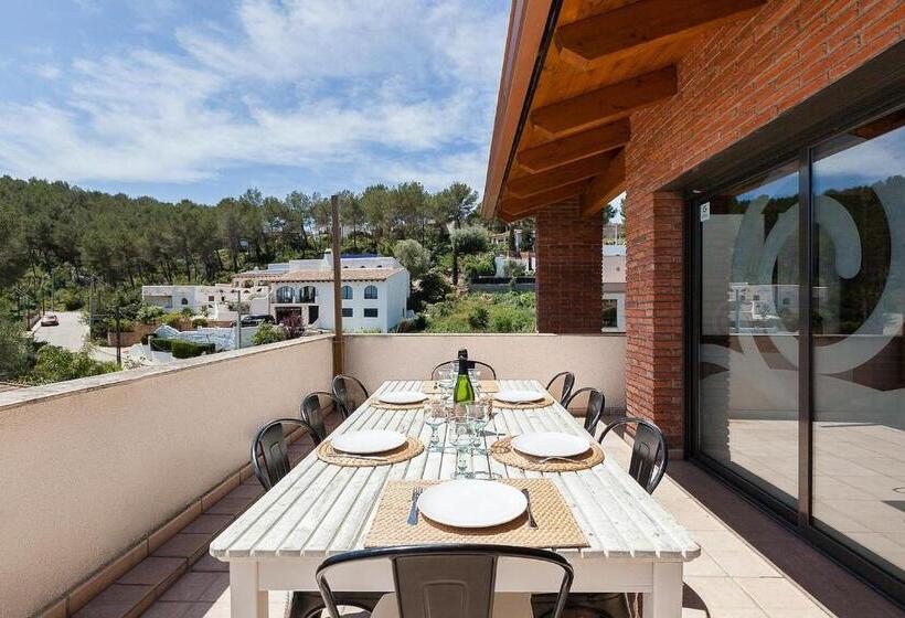펜션 Only Women Guest House   Villa De La Comunidad Internacional De La Mujer