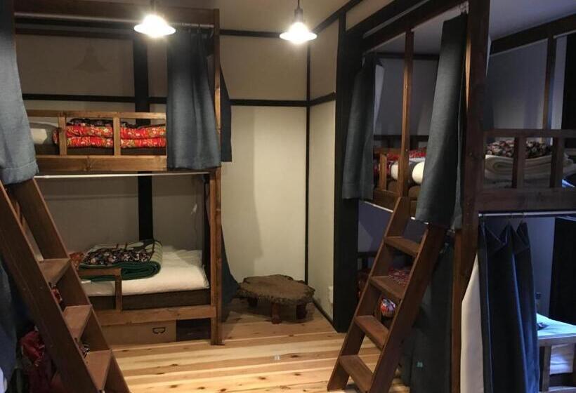 پانسیون Shikkuinoyado Tenjin