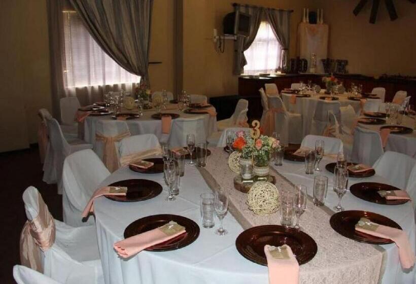 펜션 The Venue And Guestrooms On Site