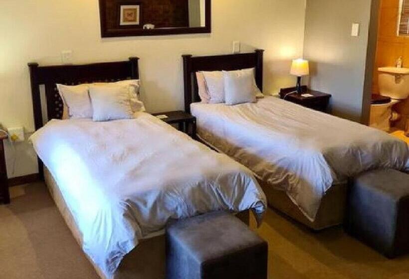 펜션 The Venue And Guestrooms On Site