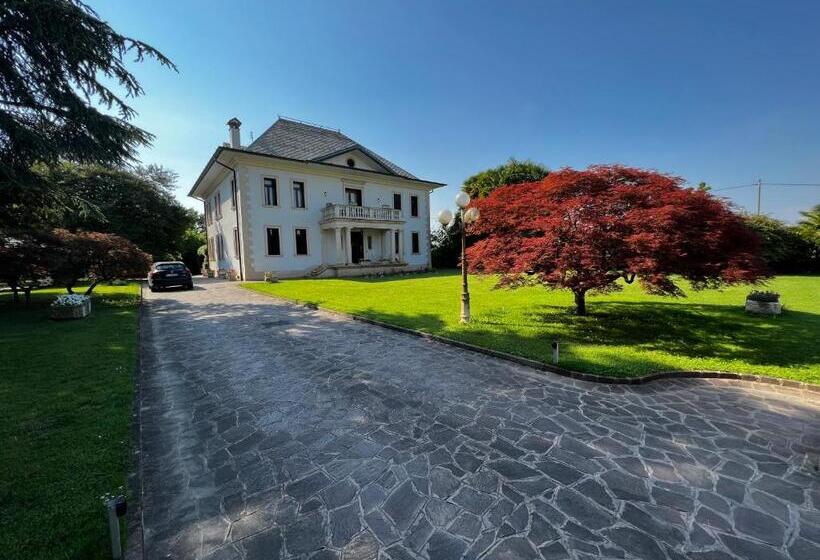 بنسيون Villa Carla   Camera King Superior