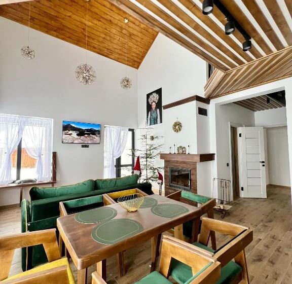 پانسیون Villa Pelahia