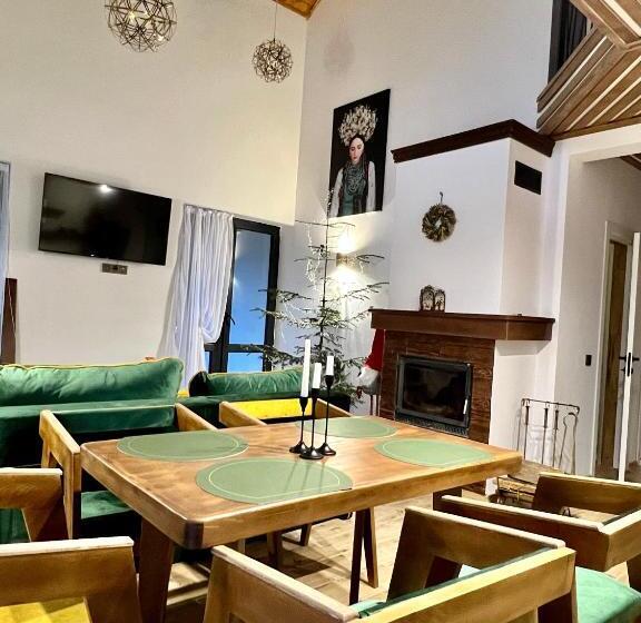 پانسیون Villa Pelahia