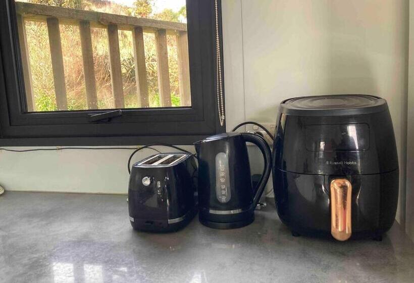 פנסיון White Pine Bush Cabins