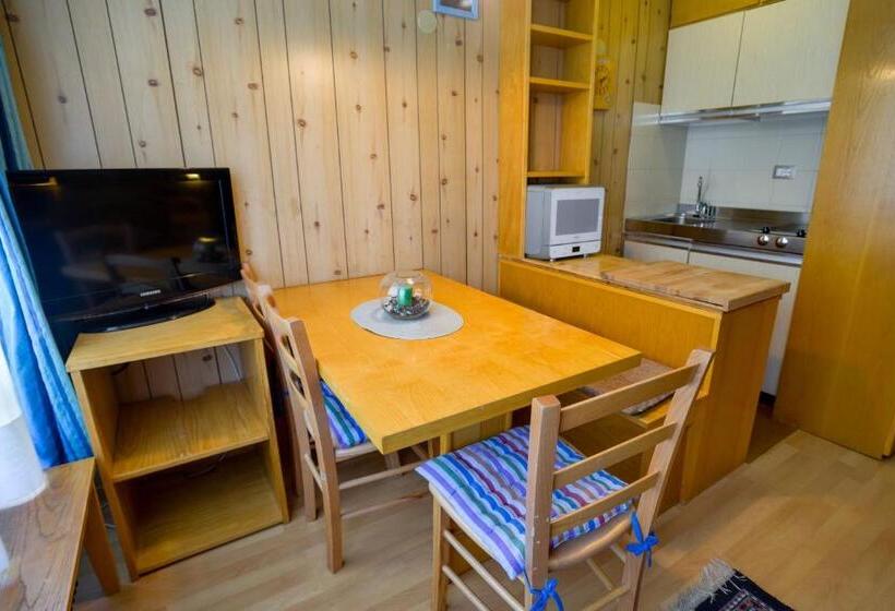 Res. Amba Appartamenti Solandra