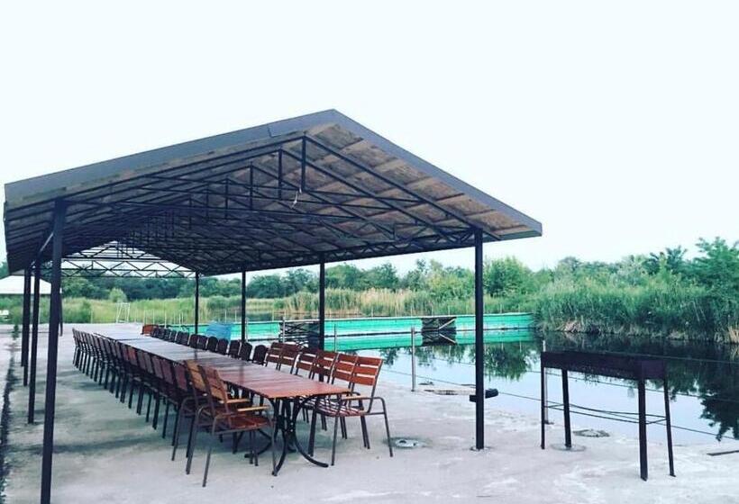 استراحتگاه база відпочинку ріверсайд світло є завжди