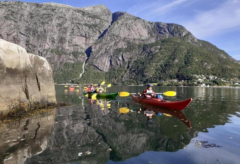 리조트 Adventure Hotel & Guesthouse Eidfjord New