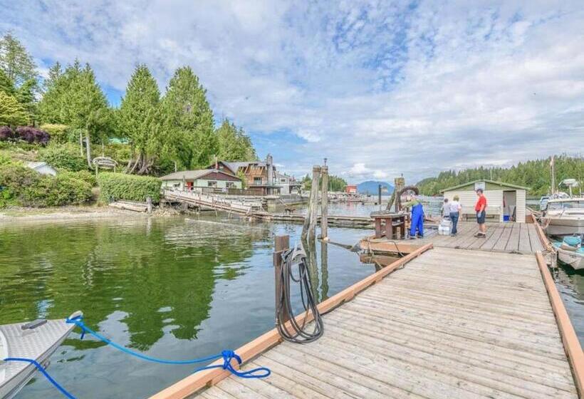 Курорт Woods End Landing