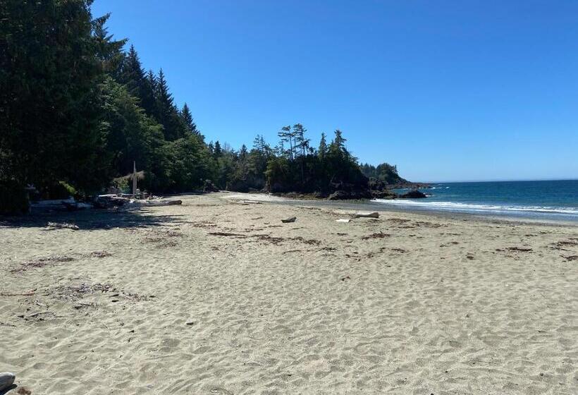 Курорт Woods End Landing