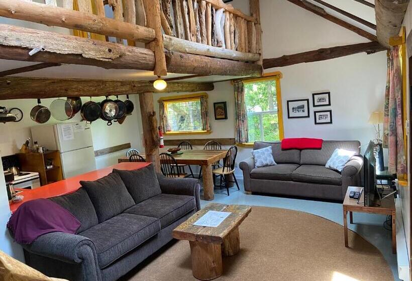 Курорт Woods End Landing