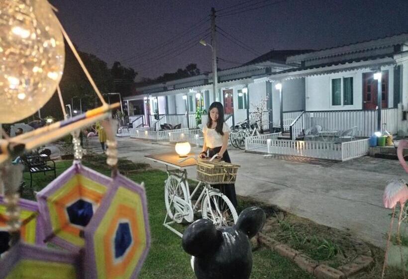 אתר נופש Moat View