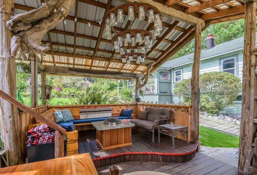 Курорт Woods End Landing