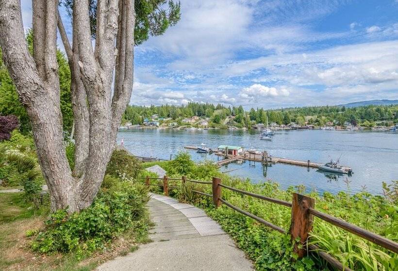 Курорт Woods End Landing