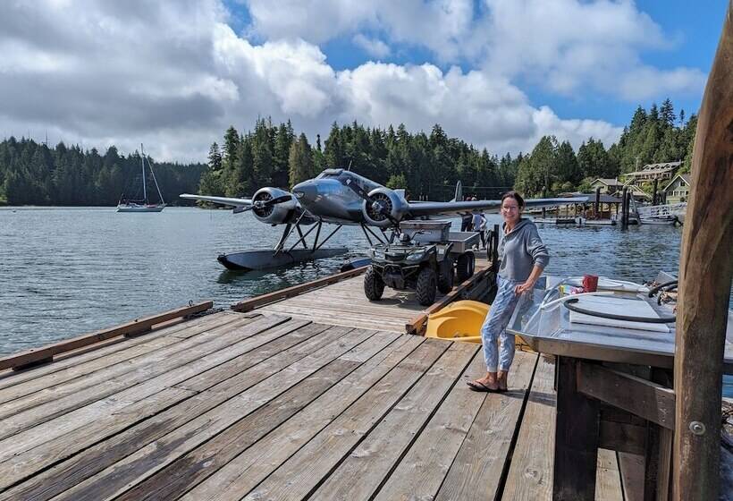 Курорт Woods End Landing