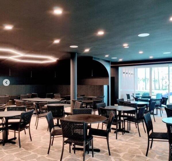 Salinas Exclusive Resort