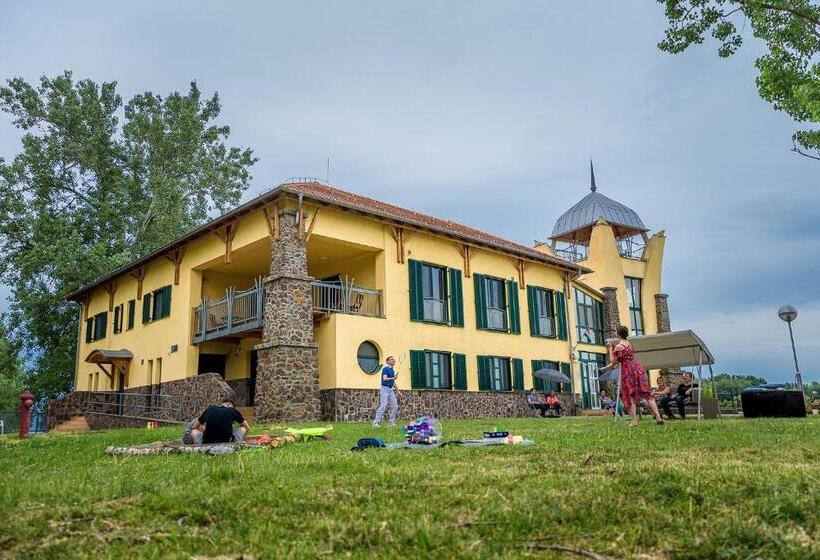 Sziget Hotel Veránka