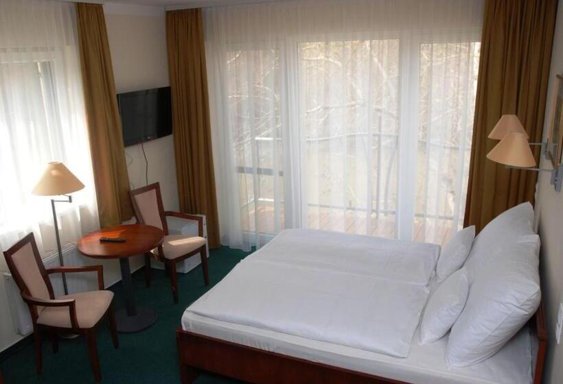 Sziget Hotel Veránka