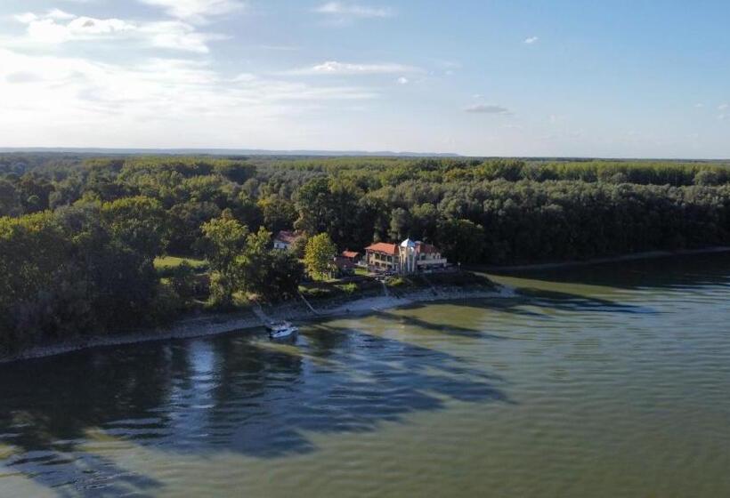 Sziget Hotel Veránka