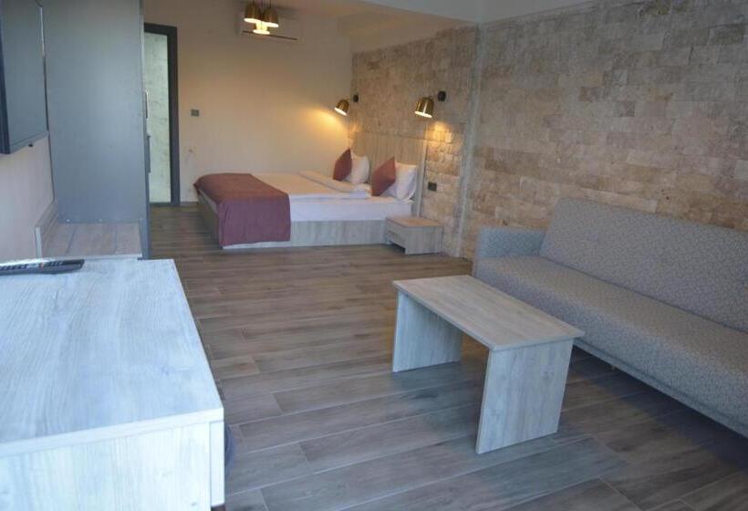 Talles Comfort Boutique Hotel Alaçatı Adult Only