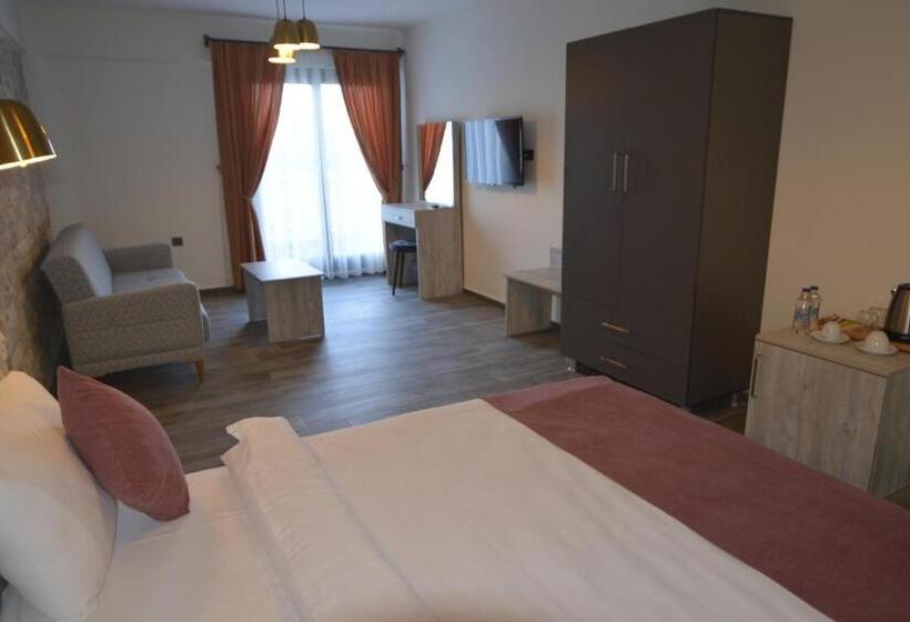 Talles Comfort Boutique Hotel Alaçatı Adult Only