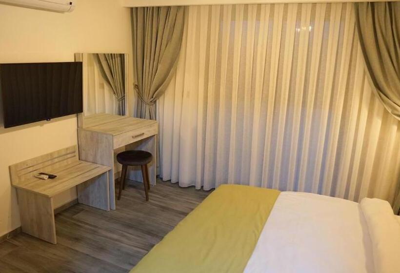 Talles Comfort Boutique Hotel Alaçatı Adult Only