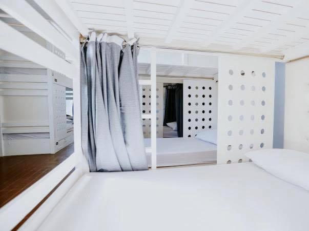 Viajeros Hostel Boracay