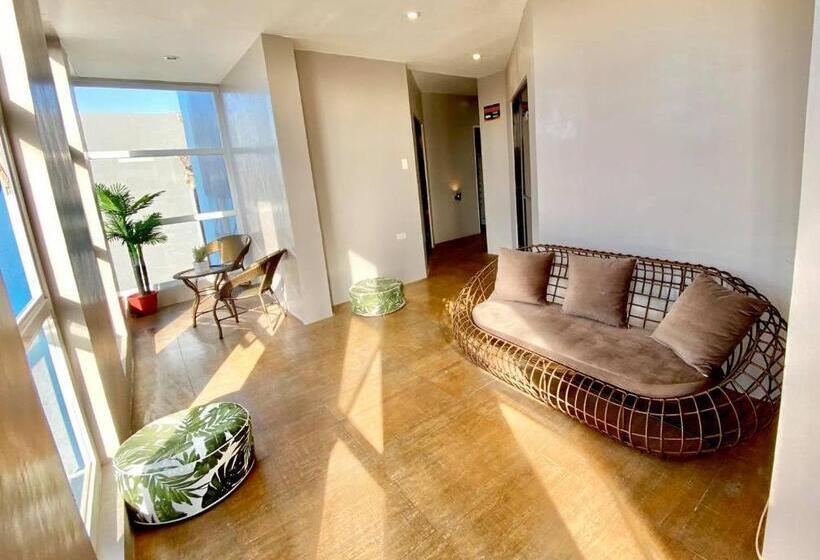 Viajeros Hostel Boracay