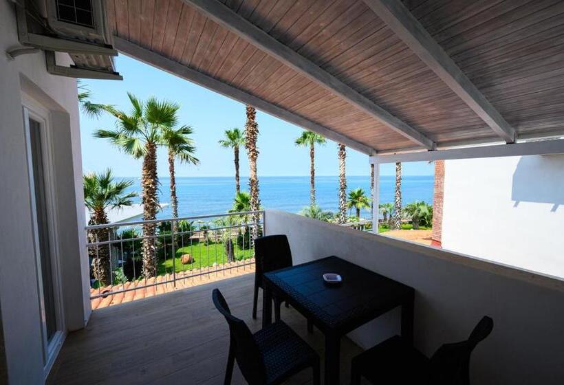 Villaggio Stella Del Sud & Resort