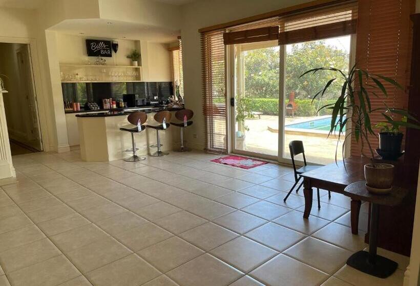 فندق صغير 6 Bdrs Villa With Pool & Tennis Court