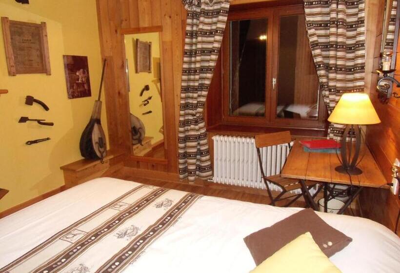 호스텔 Auberge Aux 3 Frenes