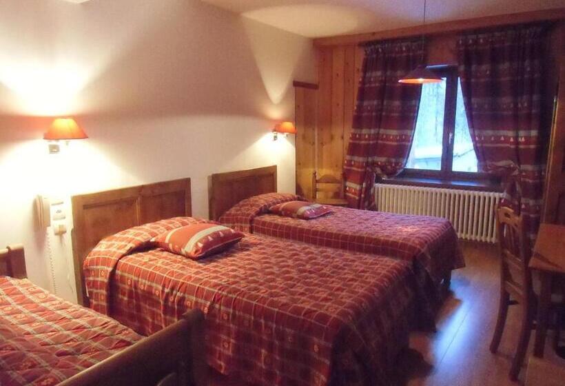 호스텔 Auberge Aux 3 Frenes