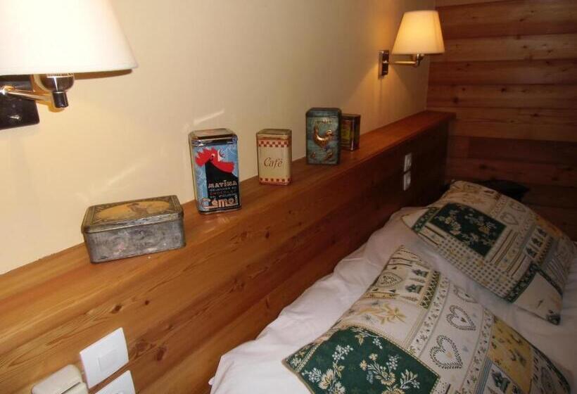 호스텔 Auberge Aux 3 Frenes