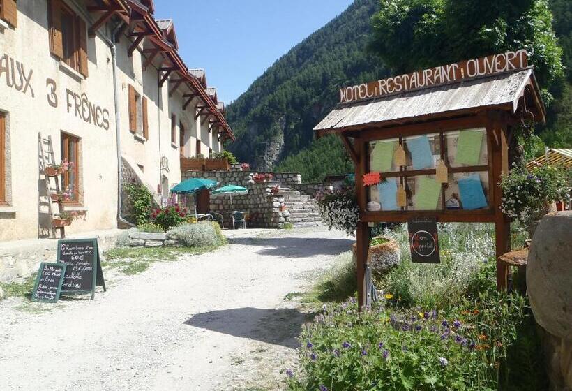 호스텔 Auberge Aux 3 Frenes