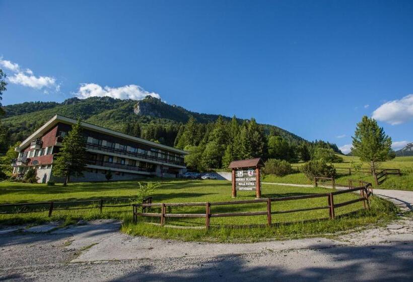 هاستل Dom Horskej Služby