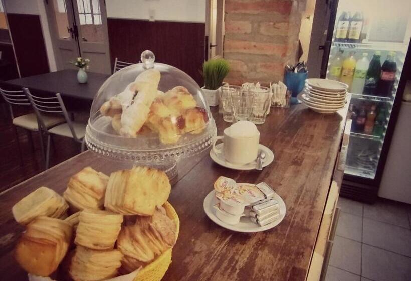 فندق صغير Gran Hotel Colón