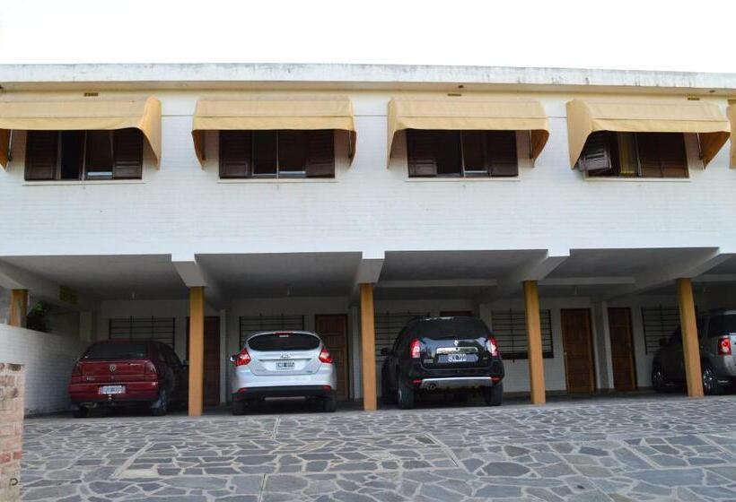 فندق صغير Hostería Los Sauces