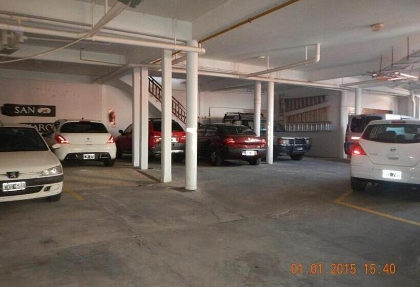 호스텔 Hosteria San Marcos