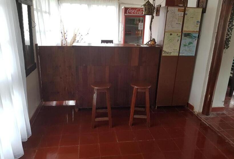 旅馆 La Casa De Reyes Posada