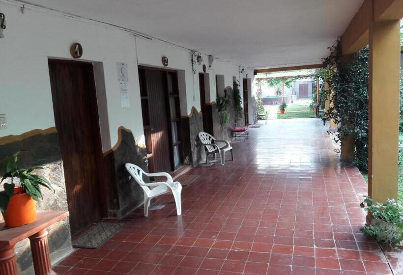 旅馆 La Casa De Reyes Posada