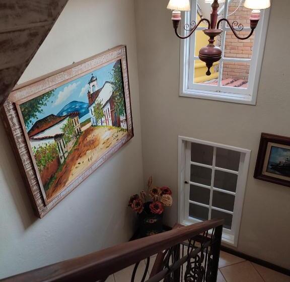 旅馆 Pousada Abelha Rainha