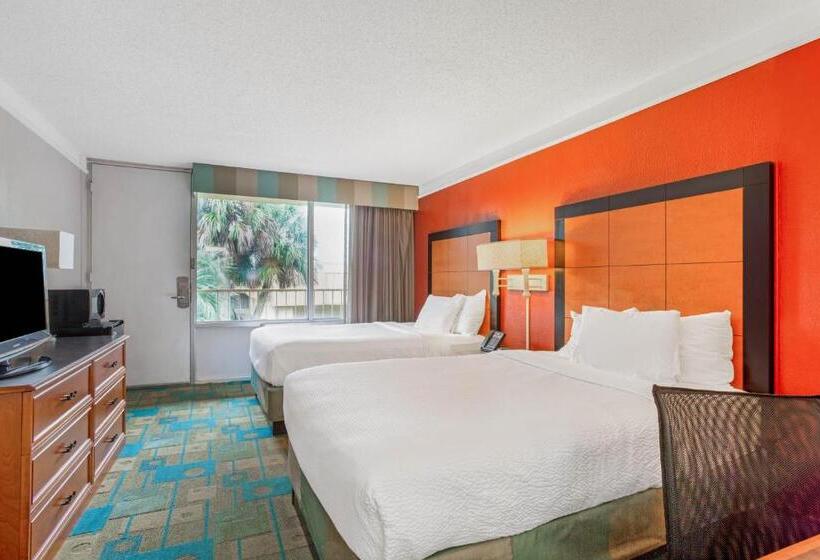 ユースホステル Quality Inn Slidell I 10