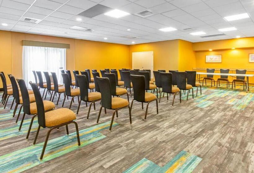 ユースホステル Quality Inn Slidell I 10