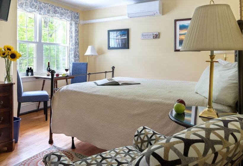 فندق صغير Wolf Cove Inn