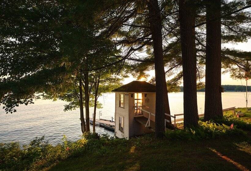 فندق صغير Wolf Cove Inn