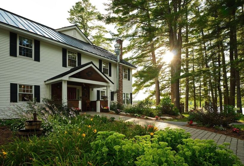 فندق صغير Wolf Cove Inn